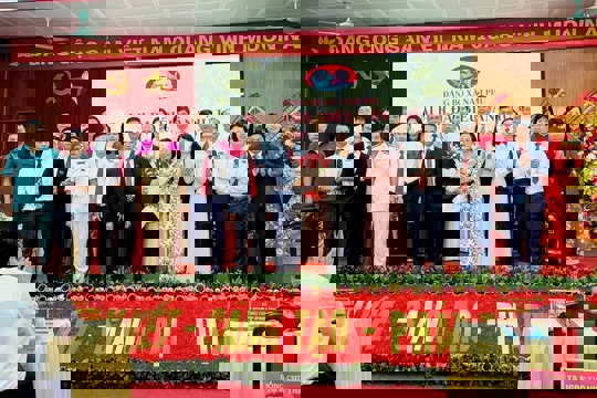 Phó Chủ tịch HĐND Thành phố Phạm Thị Thanh Mai dự chỉ đạo tại Đại hội Đảng bộ xã Nam Phù