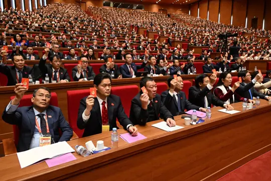 Thông cáo báo chí về ngày làm việc thứ tư Đại hội đại biểu toàn quốc lần thứ XIV của Đảng