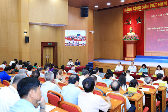 Cử tri mong muốn sớm triển khai thực hiện Luật Thủ đô sửa đổi