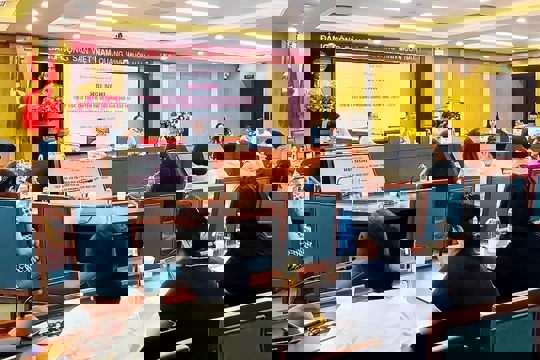 Đại biểu HĐND Thành phố tiếp xúc cử tri chuyên đề về giáo dục với cử tri phường Đống Đa 