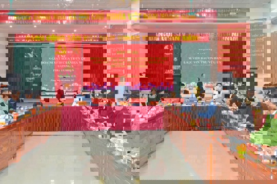 Đoàn Giám sát số 10 của Ban Thường vụ Thành ủy Hà Nội làm việc với phường Tùng Thiện