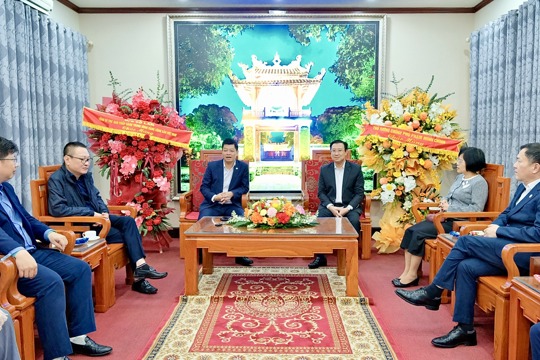 Thường trực HĐND thành phố Hà Nội thăm, chúc mừng Sở Giáo dục và Đào tạo Hà Nội 