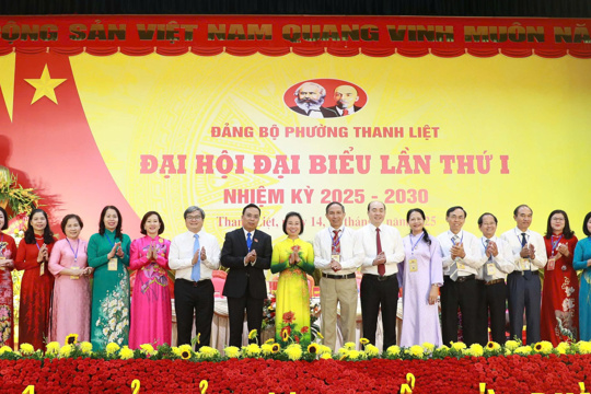 Phó Chủ tịch HĐND Thành phố Phạm Thị Thanh Mai dự chỉ đạo Đại hội Đảng bộ phường Thanh Liệt 