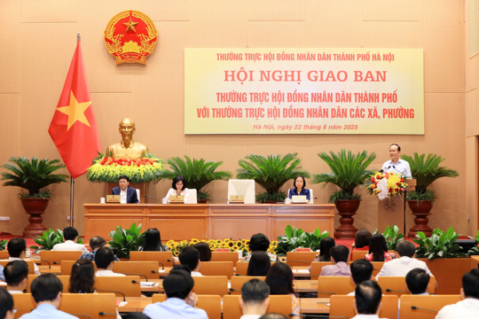 Thường trực HĐND Thành phố giao ban với Thường trực HĐND 126 xã, phường 