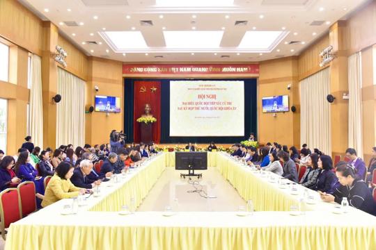 Đại biểu Quốc hội đơn vị bầu cử số 2 thành phố Hà Nội tiếp xúc cử tri sau Kỳ họp thứ 10