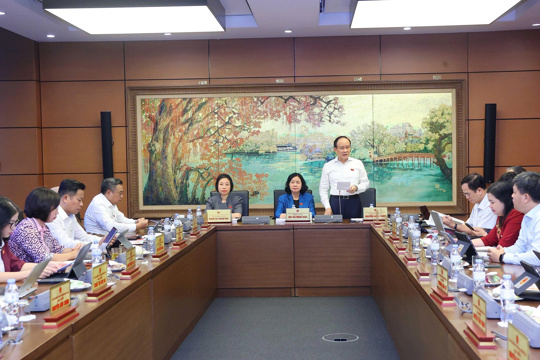 Quốc hội thảo luận về kết quả thực hiện kế hoạch phát triển kinh tế - xã hội năm 2025