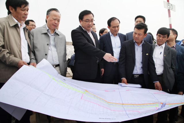 Phát huy truyền thống anh hùng, phát triển Thủ đô xứng với niềm tin yêu của cả nước