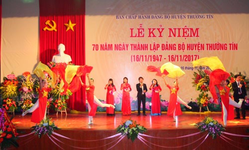 Phó Chủ tịch HĐND TP dự kỷ niệm 70 năm Ngày thành lập Đảng bộ huyện Thường Tín 
