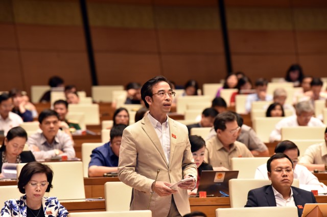 Đại biểu Nguyễn Quang Tuấn băn khoăn về chất lượng công tác thực hành quyền công tố và kiểm soát, điều tra các vụ án hình sự