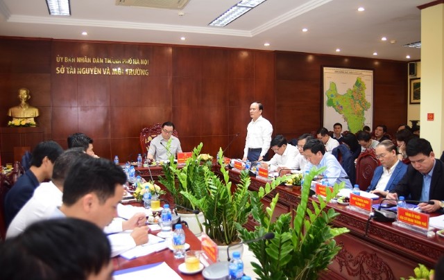 Phó Chủ tịch Thường trực HĐND TP dự buổi làm việc của Bí thư Thành ủy tại Sở Tài nguyên và Môi trường 