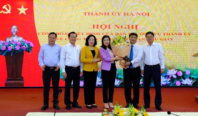 ĐBQH, ĐB HĐND TP Trần Thị Phương Hoa được điều động giữ chức vụ Bí thư Quận ủy Cầu Giấy