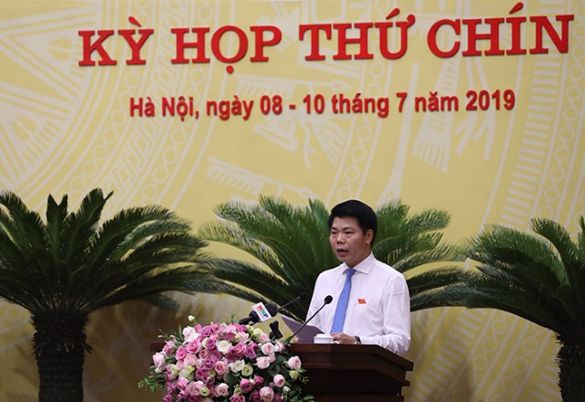 Thông qua Nghị quyết phát triển hệ thống vận tải hành khách công cộng; Khuyến khích đầu tư bến xe, bãi đỗ xe 