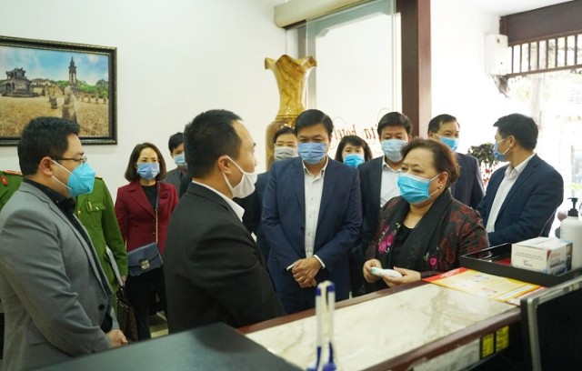Kiểm tra công tác phòng, chống dịch Covid-19 tại Hoàn Kiếm