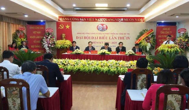 Phó Chủ tịch Phùng Thị Hồng Hà dự khai mạc Đại hội Đảng bộ TCT Đầu tư phát triển hạ tầng đô thị