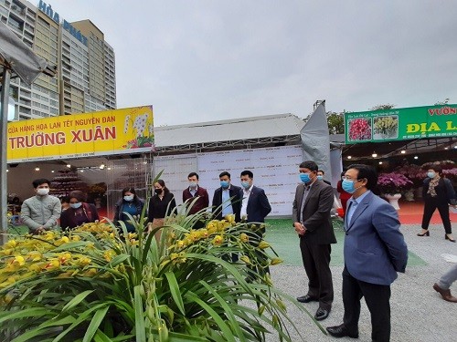 Khảo sát công tác quản lý chợ hoa xuân tại quận Thanh Xuân và Hà Đông