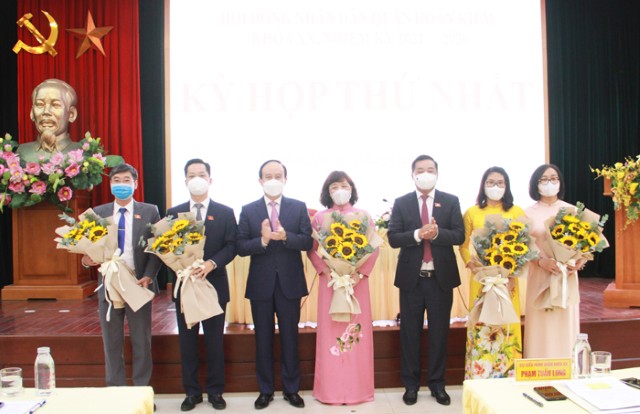 Chủ tịch HĐND TP Nguyễn Ngọc Tuấn dự kỳ họp thứ Nhất, HĐND quận Hoàn Kiếm 