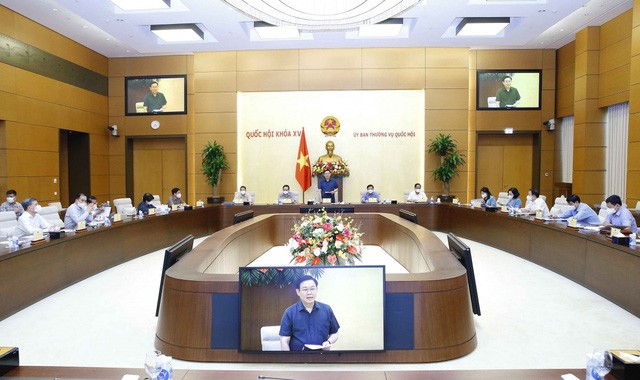 Nghị quyết 268/NQ-UBTVQH15 của Ủy ban Thường vụ Quốc hội về việc đáp ứng yêu cầu phòng, chống dịch COVID-19