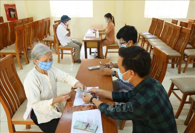 Thành lập Đoàn giám sát việc hỗ trợ các đối tượng khó khăn do đại dịch Covid-19 trên địa bàn Thành phố 