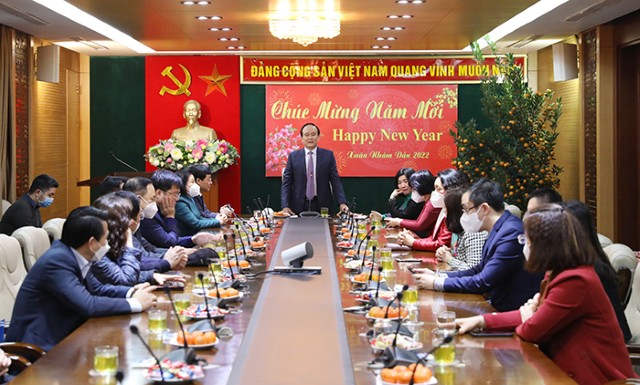 Lãnh đạo Đoàn ĐBQH và HĐND TP Hà Nội gặp mặt, chúc mừng Xuân mới cán bộ, công chức, người lao động