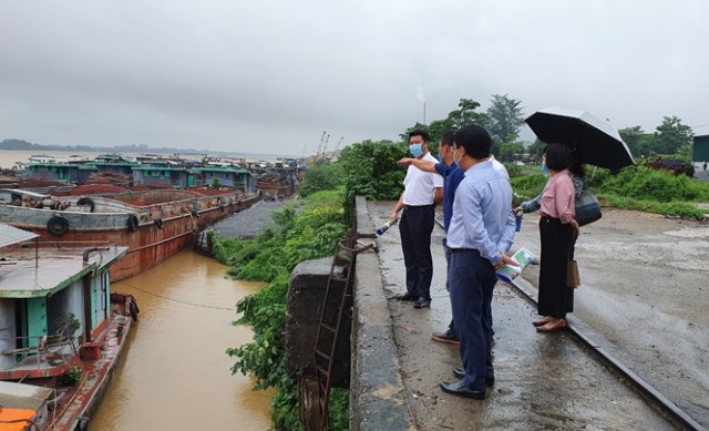 Chỉ đạo tăng cường giám sát công tác quản lý đất đai và quản lý, khai thác khoáng sản; công tác quy hoạch, quản lý quy hoạch, quản lý đô thị và trật tự xây dựng