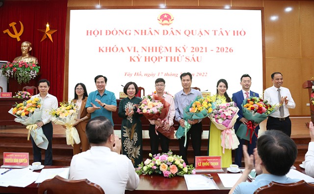 HĐND Quận Tây Hồ họp kỳ thứ sáu