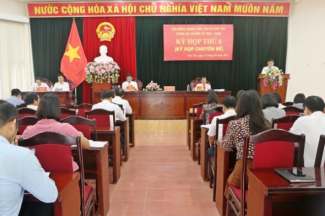 Kỳ họp thứ 6 HĐND thị xã Sơn Tây khóa XX, nhiệm kỳ 2021 - 2026