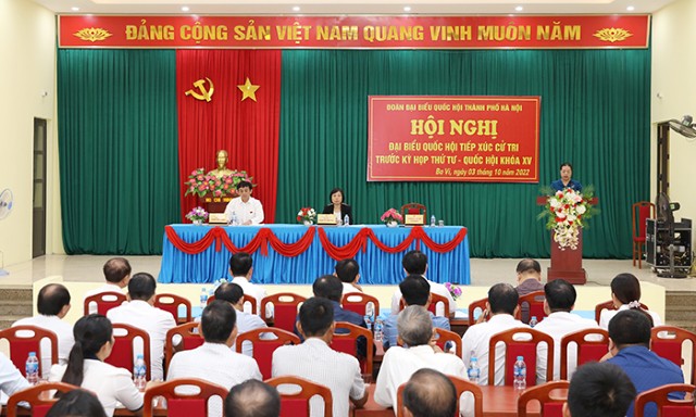 Cử tri huyện Ba Vì và thị xã Sơn Tây đánh giá cao hoạt động của Quốc hội