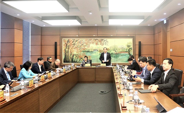 Đại biểu Quốc hội thành phố Hà Nội thảo luận tổ về phát triển kinh tế-xã hội