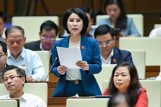 Quốc hội thảo luận ở hội trường về dự án Luật Đấu thầu (sửa đổi) 