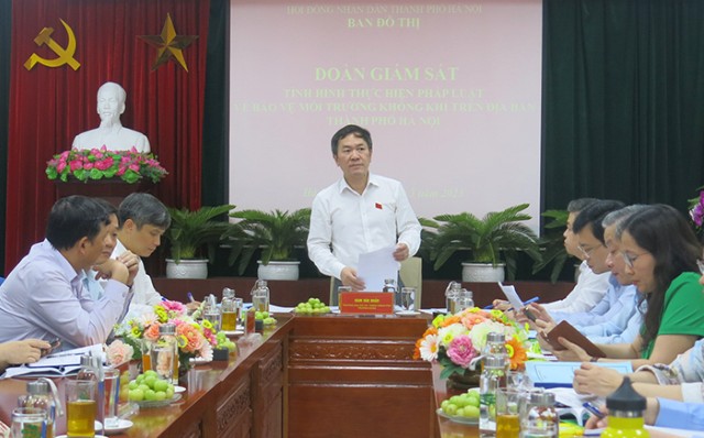 Ban Đô thị giám sát tình hình thực hiện pháp luật về bảo vệ môi trường không khí trên địa bàn Thành phố