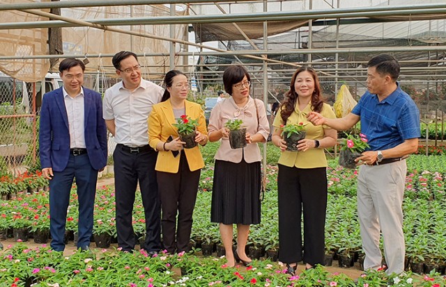 Ban Kinh tế-Ngân sách HĐND Thành phố Hà Nội và tỉnh Hưng Yên trao đổi kinh nghiệm công tác 