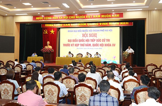 Đại biểu Quốc hội thành phố Hà Nội tiếp xúc cử tri huyện Hoài Đức, quận Bắc Từ Liêm