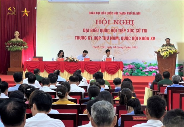 Đại biểu Quốc hội thành phố Hà Nội tiếp xúc cử tri huyện Thạch Thất, Đông Anh
