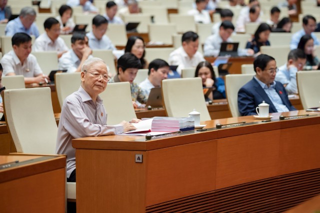 Quốc hội nghe báo cáo giải trình, tiếp thu, chỉnh lý dự thảo Luật Đất đai sửa đổi