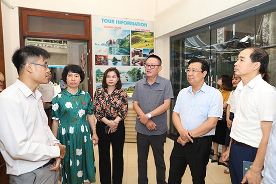 Ban Văn hoá-Xã hội giám sát công tác phát triển du lịch tại quận Hoàn Kiếm 