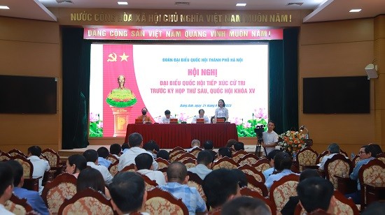 Đại biểu Quốc hội thành phố Hà Nội tiếp xúc cử tri huyện Đông Anh