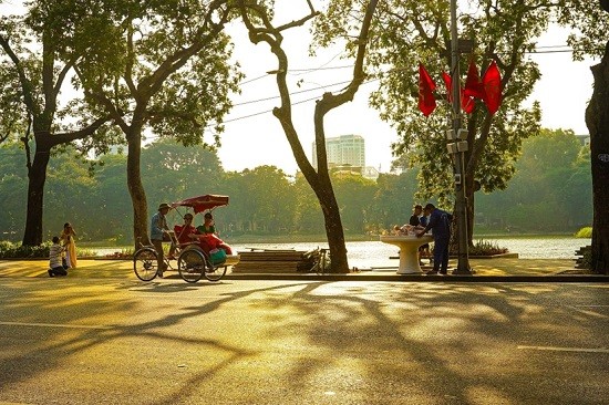 Bài 1: Tự soi và sửa Luật Thủ đô để gần với thực tiễn phát triển