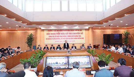 HĐND thành phố Hà Nội tiếp xúc cử tri chuyên đề về giao thông đô thị