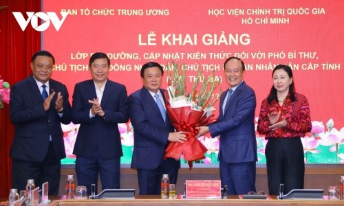 Bồi dưỡng, cập nhật kiến thức đối với Phó Bí thư, Chủ tịch HĐND, UBND cấp tỉnh