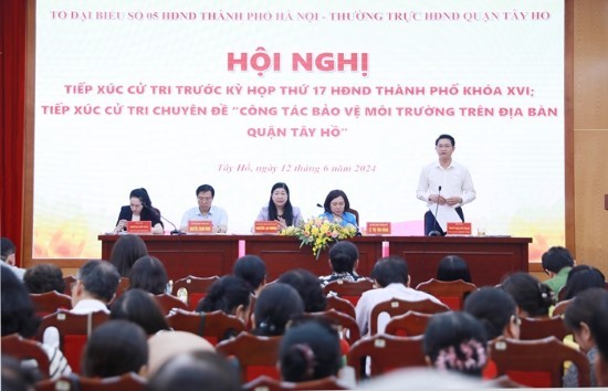 Đại biểu HĐND Thành phố tiếp xúc cử tri quận Tây Hồ