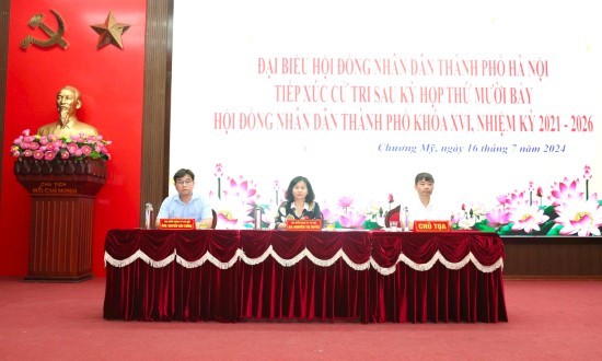 Phó Bí thư Thường trực Thành ủy Nguyễn Thị Tuyến tiếp xúc cử tri huyện Chương Mỹ