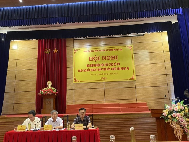 Đại biểu Quốc hội Thành phố tiếp xúc cử tri huyện Sóc Sơn và huyện Mê Linh báo cáo kết quả kỳ họp thứ 7, Quốc hội khóa XV