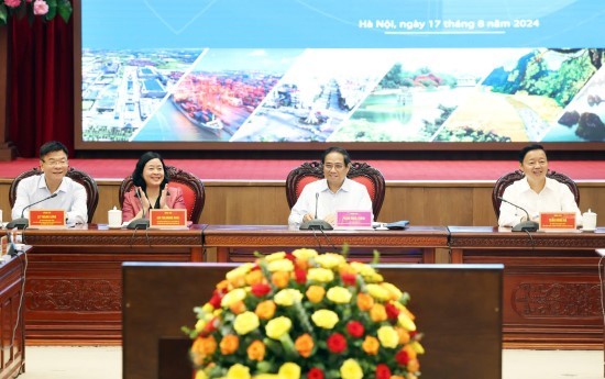 Thủ tướng Chính phủ Phạm Minh Chính đề nghị Vùng đồng bằng sông Hồng thực hiện 5 tiên phong