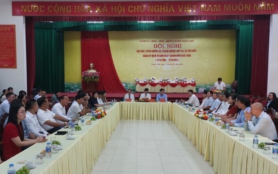 Huyện Thạch Thất: Khen thưởng 26 doanh nghiệp, hợp tác xã tiêu biểu