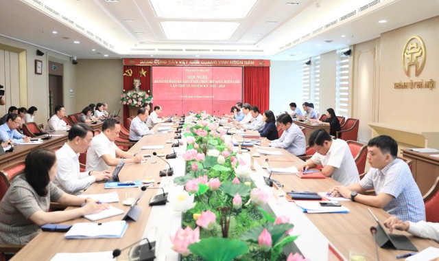 Xây dựng phương án giao biên chế năm 2025 phù hợp với đặc thù của từng đơn vị.