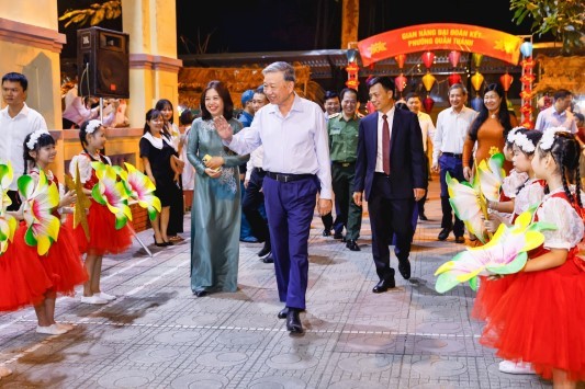 Tổng Bí thư Tô Lâm dự "Ngày hội Đại đoàn kết toàn dân tộc" tại phường Quán Thánh, quận Ba Đình