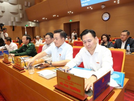 Chủ tịch UBND cấp xã được ủy quyền giải quyết thủ tục hành chính