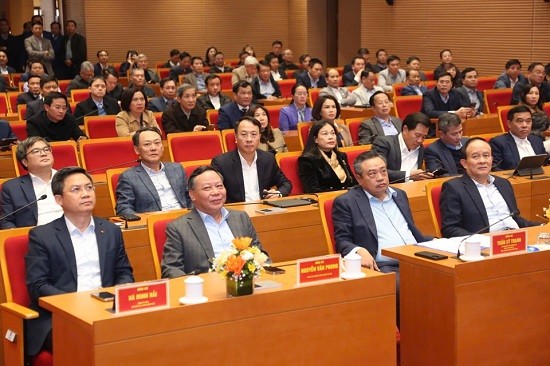 Hà Nội giao chỉ tiêu, quyết tâm hoàn thành mục tiêu phát triển kinh tế - xã hội năm 2025