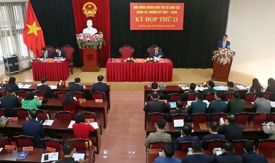 Khai mạc kỳ họp thứ 21 HĐND thị xã Sơn Tây khóa XX, nhiệm kỳ 2021 – 2026