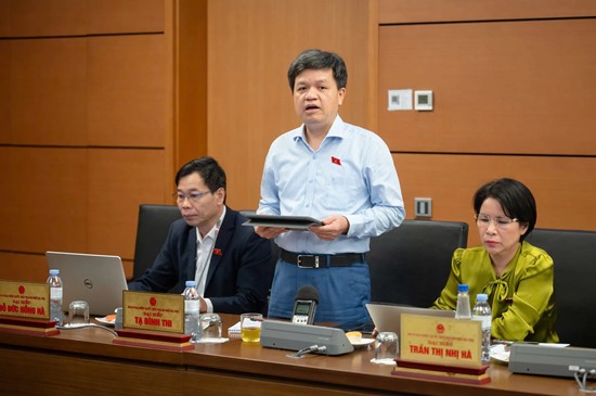 Quốc hội thảo luận về dự thảo Nghị quyết của Quốc hội sửa đổi, bổ sung một số điều của Nội quy kỳ họp Quốc hội